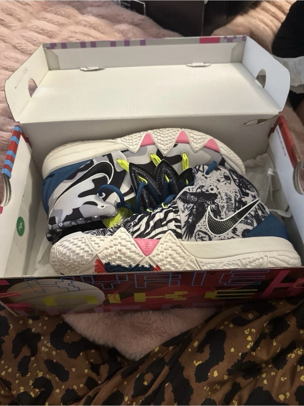 Nike Kids White Multicolor Graphic Basketball Sneakers